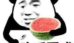 吃瓜晚上胖吗,小心身材“膨胀”？揭秘吃瓜与体重的关系