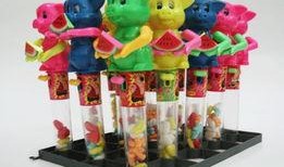 玩具拿钱吃瓜,吃瓜群众乐翻天