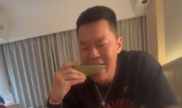 正在播放吃瓜视频,吃瓜群众带你领略明星幕后故事