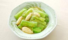 三伏吃三瓜三瓜三豆,三瓜三豆，清凉一夏的养生秘籍