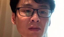 吃瓜眼镜男扇女友,网络热议引发情感伦理讨论