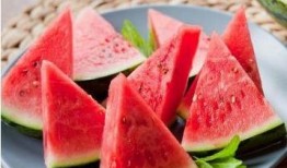 吃太多瓜发烧,适量饮食，健康生活