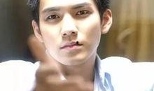 戚薇钟汉良吃瓜,吃瓜群众热议明星幕后故事