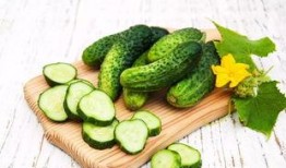 野生的吃瓜群众,揭秘网络舆论场的幕后推手