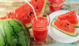 同事喜欢吃瓜,揭秘同事的“瓜”情趣