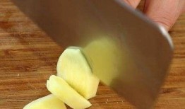 躲在门后吃瓜,揭秘隐藏在门后的秘密世界